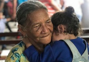 Abuela y nieta